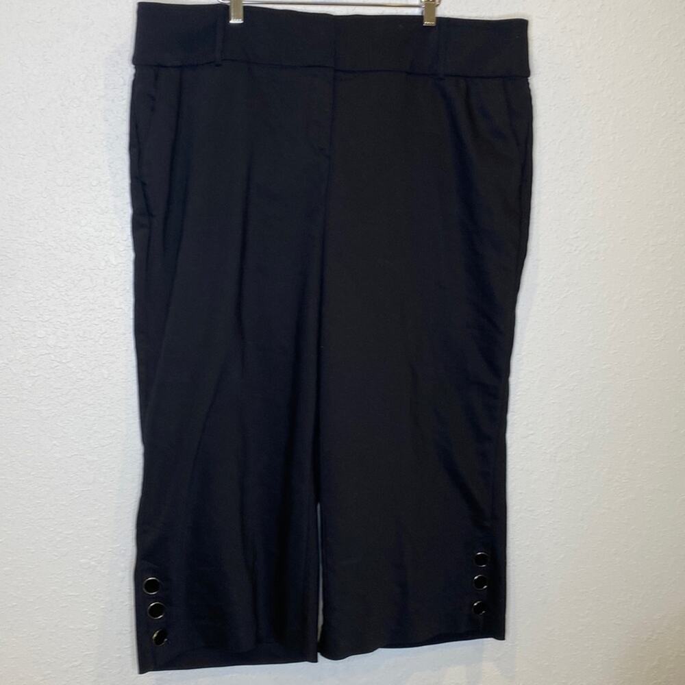 Lane Bryant The Laney Wide Leg Crop Pant 3 Button Detail Detail EUC Sz 20 Cotton